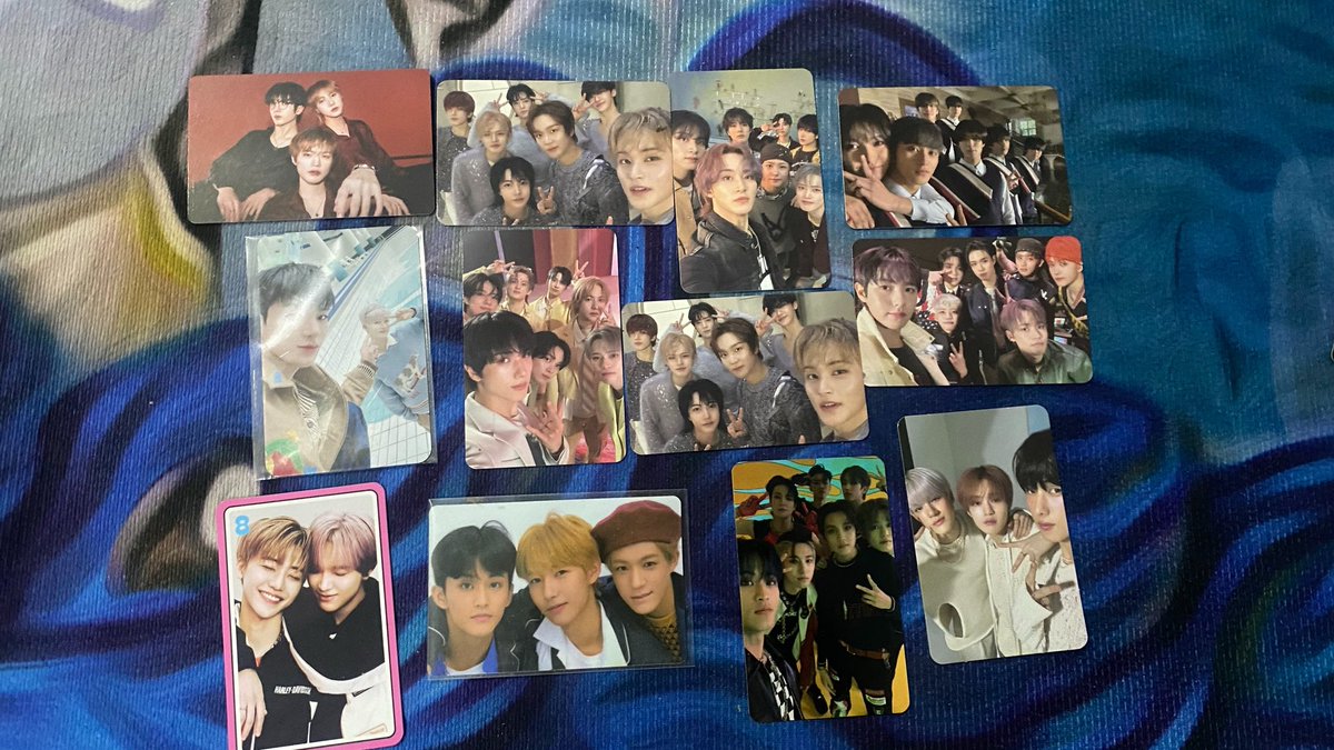 buying and selling account 💚 tweet media