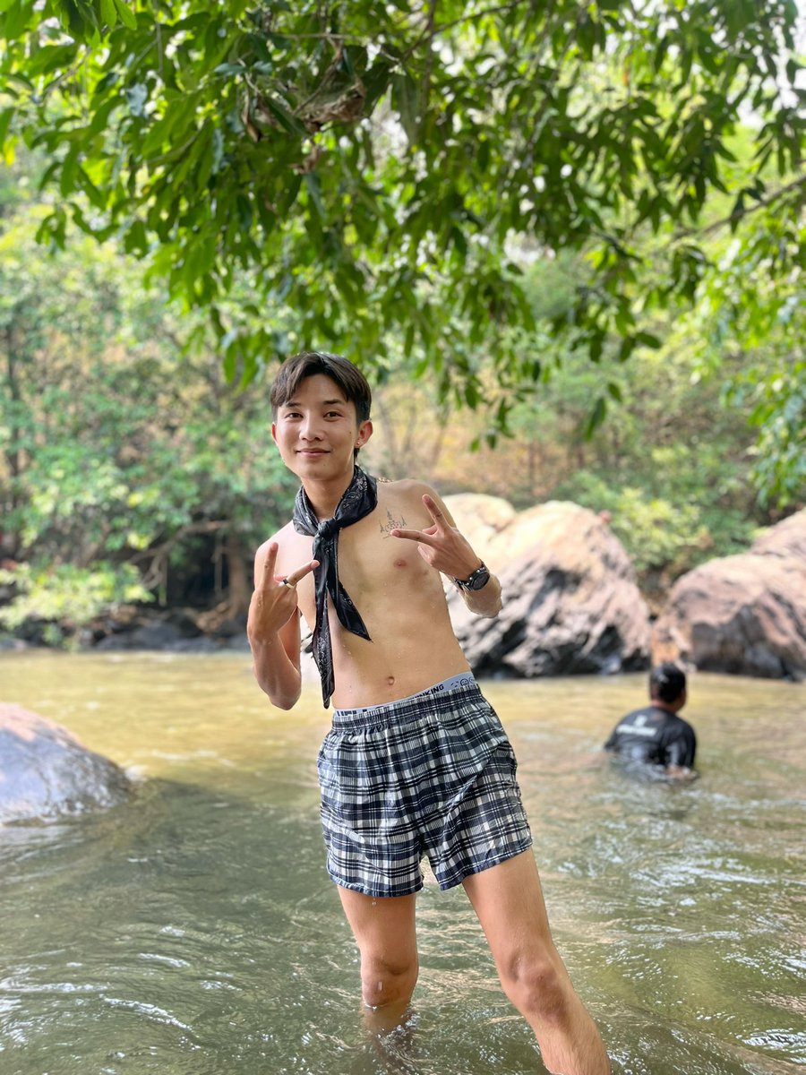 ฟลุ๊คที่แปลว่าบังเอิญ tweet media
