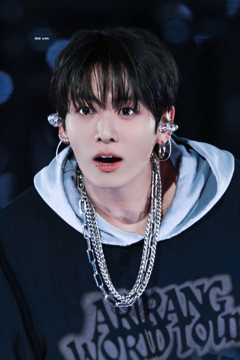 Still with tweet media