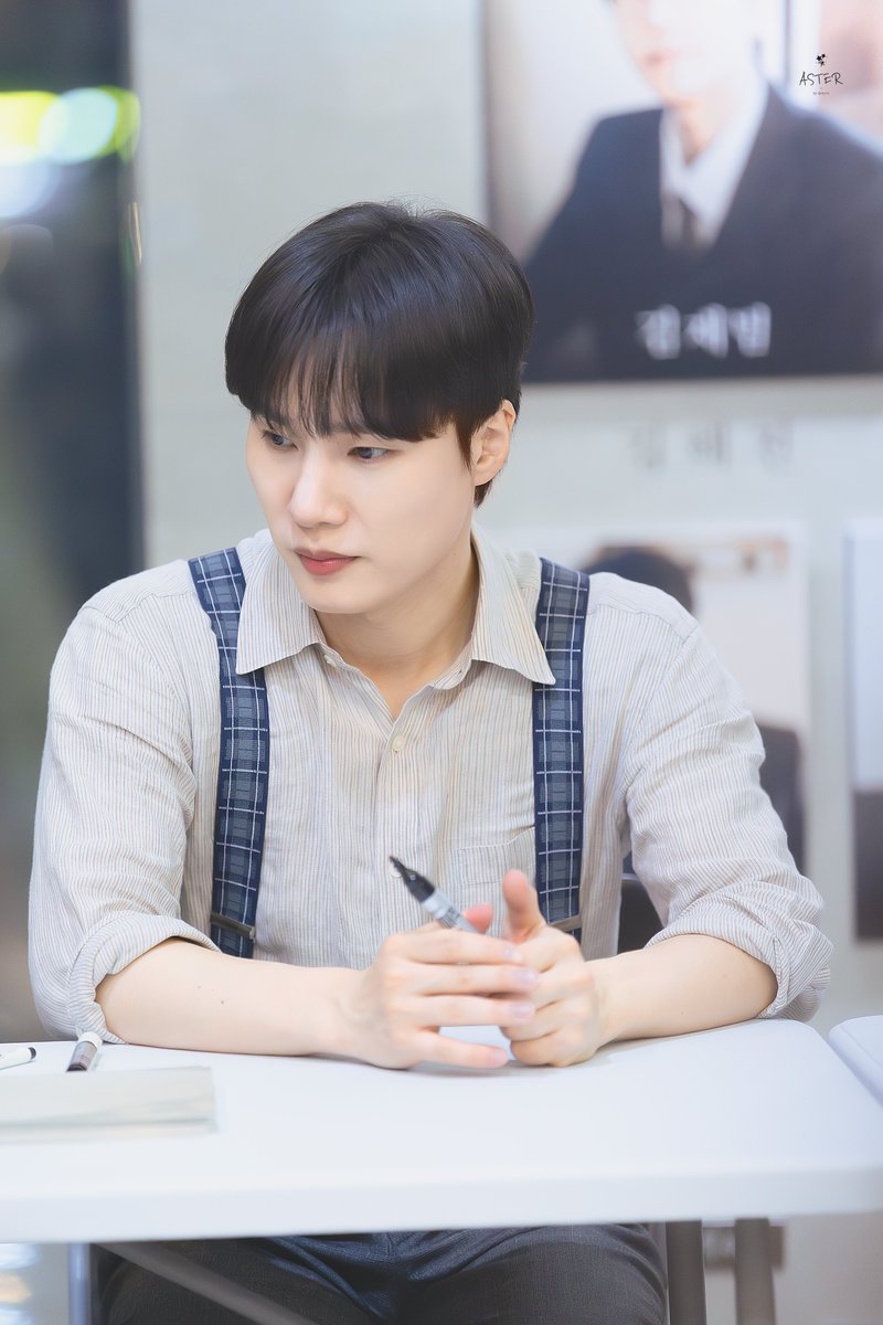 260414 뮤지컬 팬레터 사인회 

#문성일 정세훈