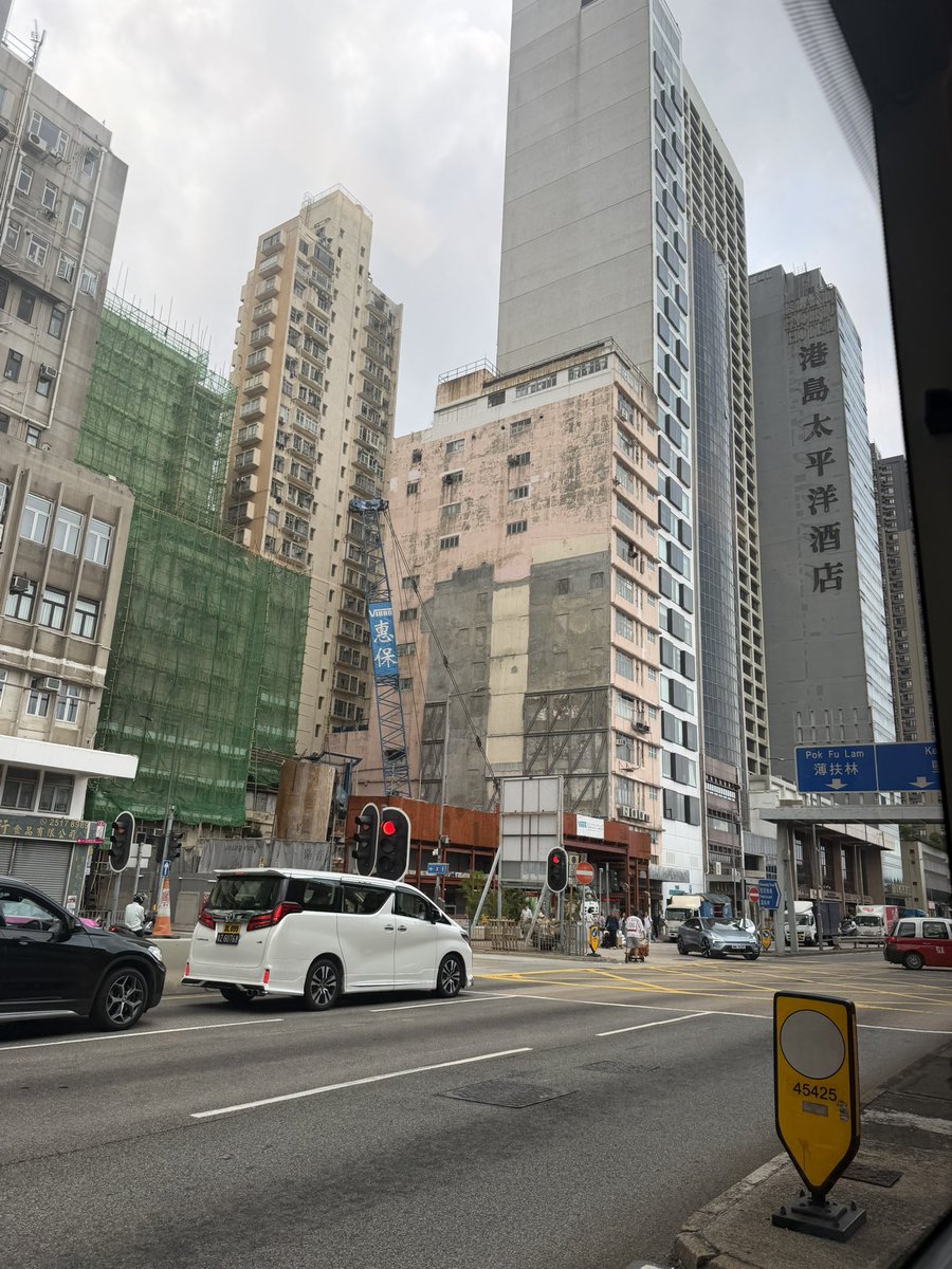 ワイタト tweet media