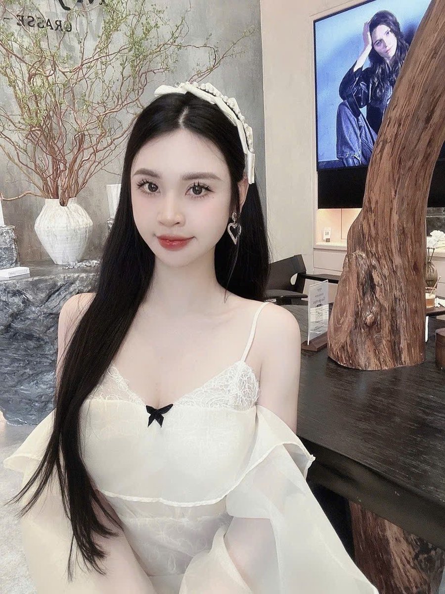 Bích Giang tweet media