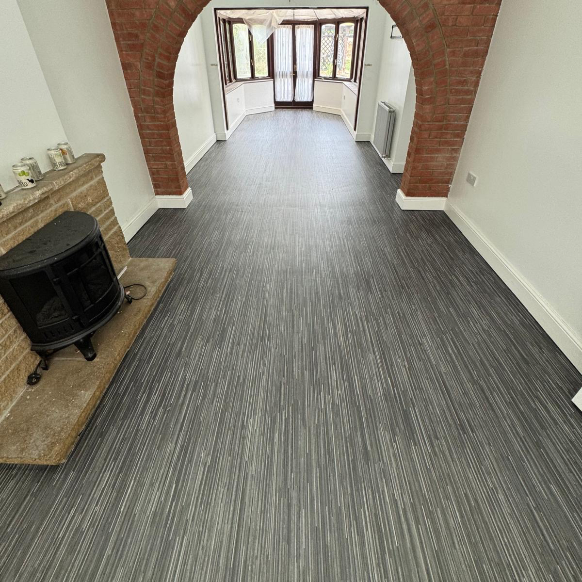 PayFlooringUk's tweet image. 🔥 Upgrade your home with Grey Matrix Vinyl for only £10/week! No big upfront costs! 💥 

✔️ Stylish &amp;amp; waterproof 
✔️ Perfect for any room 
✔️ Free measuring &amp;amp; fast fitting 

📲 01206 692360 
🌐 payweeklyflooring.co.uk/?c=vinyl 

#HomeImprovement #VinylFlooring #AffordableStyle