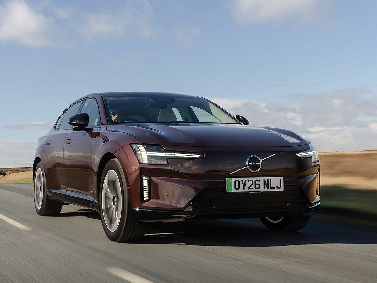theintercoolerx's tweet image. ‘Volvo’s obsession with minimalist design and creating surfaces as clean and clutter-free as a freshly assembled, as yet unpopulated BILLY bookcase endures.’

@Andrew_Frankel drives the new electric Volvo ES90. 

Read or listen now on The Intercooler app and website. ⬇️