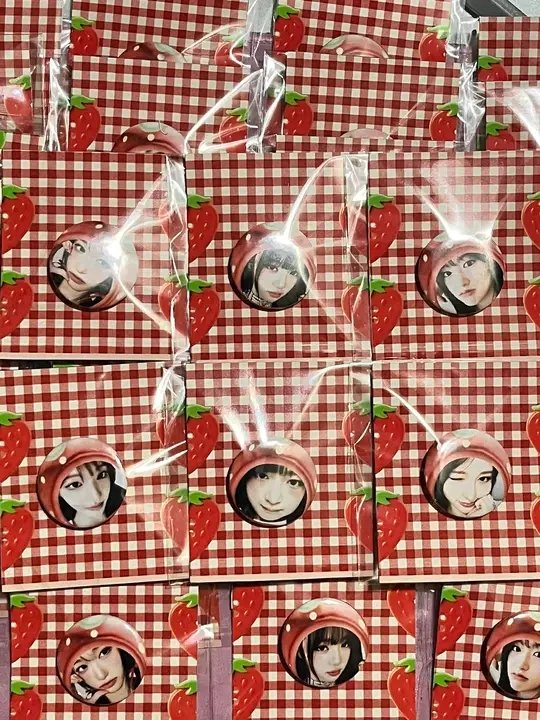 griel is seeing ive 🦦 tweet media