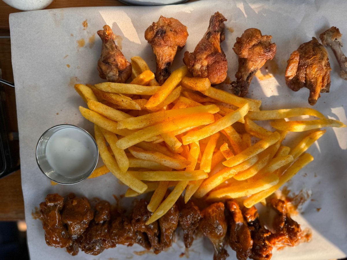 The Wing Republic tweet media