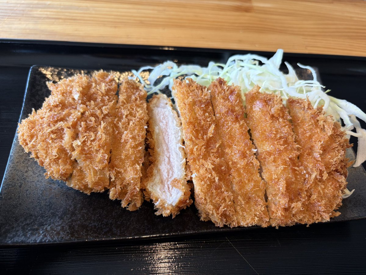 月 ろに tweet media