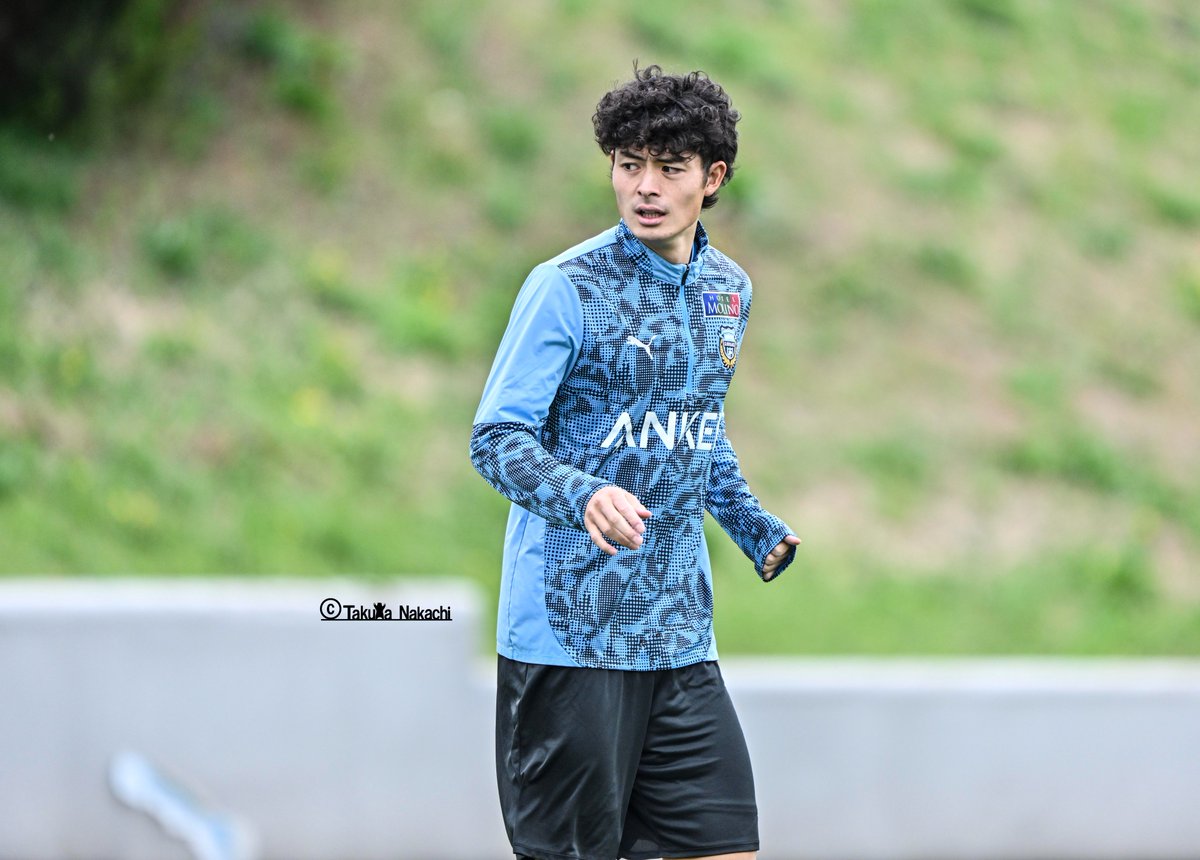 城とサッカーの編集者兼記者兼カメラマン tweet media