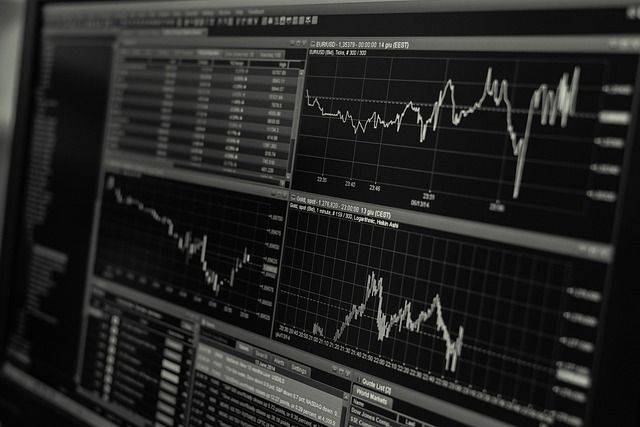 𝐒𝐞𝐧𝐭𝐢𝐦𝐞𝐧𝐭 𝐒𝐥𝐢𝐩𝐬 𝐈𝐧 𝐉𝐚𝐩𝐚𝐧

I see factory confidence just hit a low as oil costs were creeping up. With peace talks cooling things down, the Yen is finally catching a break. 🇯🇵

Are you trading this move? ☕

$JPY #Forex #Trading #Yen