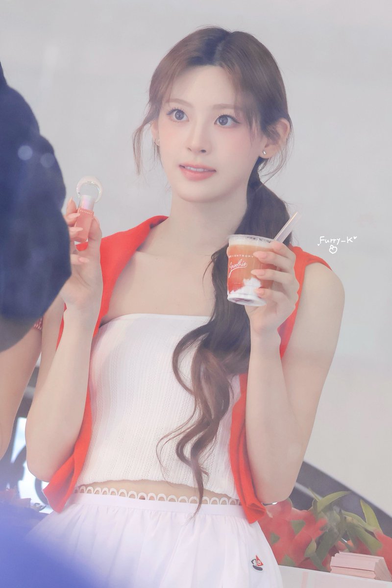 𝑭𝒖𝒓𝒓𝒚_𝒌🍑 tweet media