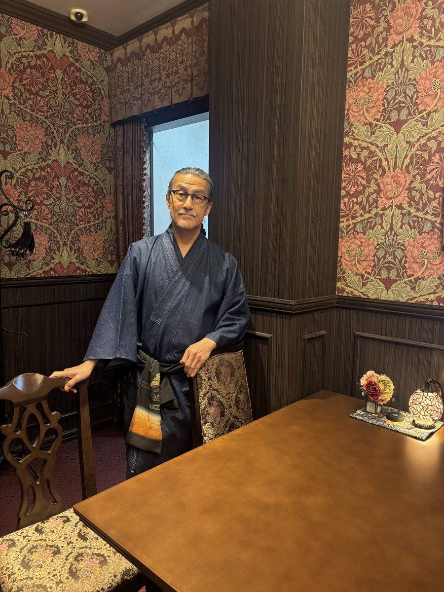 新感線公式ツイッターです。 tweet media