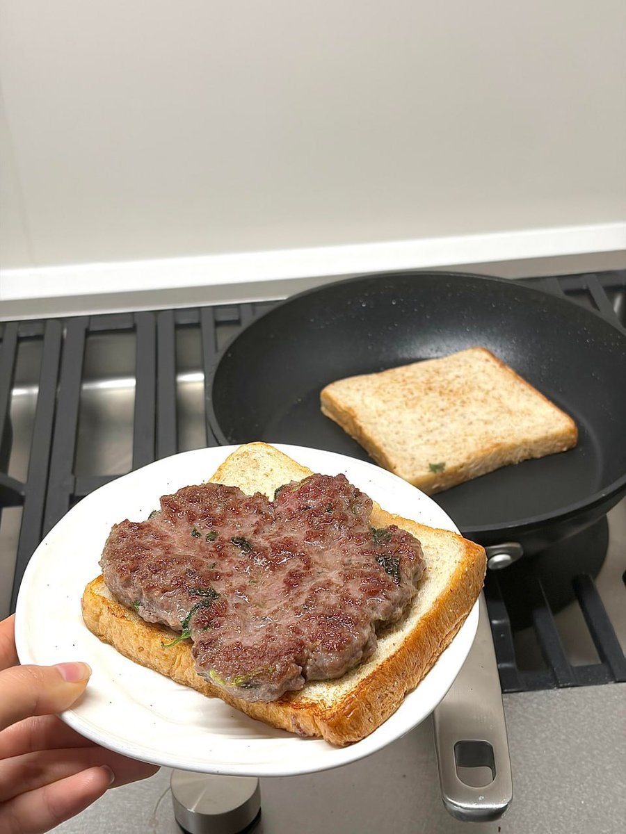 llurability's tweet image. #Breakfast #Toast #Bread