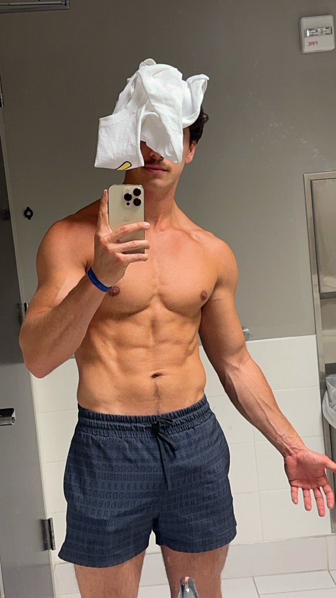 Matt Rhoades tweet media