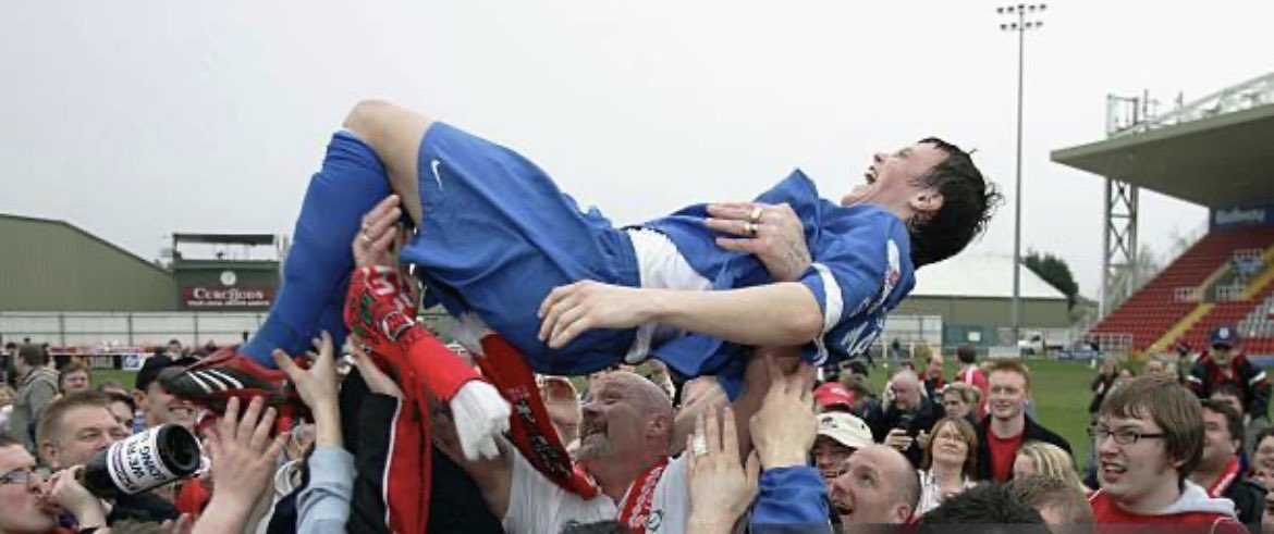 20 years ago today! 

15.04.2006. 

Accrington Stanley promoted back to The Football League! 🏆 

#asfc
