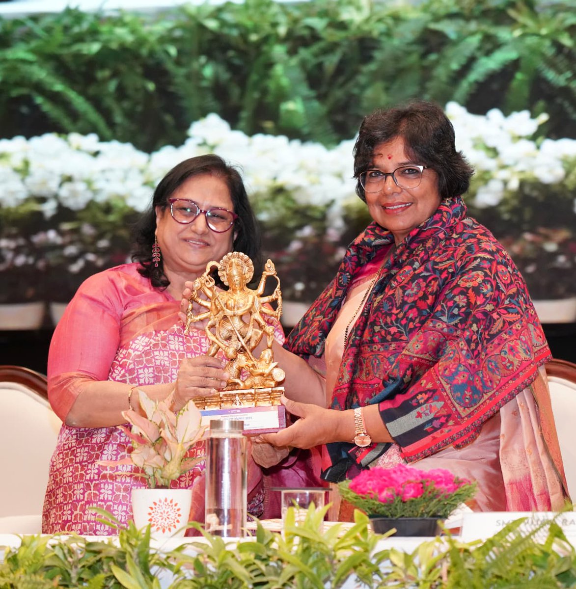 OfficialIGNOU's tweet image. Nation-building through Women-led Development 

IGNOU's Forum on Nari Shakti Vandan Adhiniyam, 2023 with @VijayaRahatkar &amp;amp; @BansuriSwaraj 

@IGNOU_Official @NCWIndia #IsupportImmediateImplentationOfReservationForWomenInLokSabhaAndStateLegislativeAssemblies #IGNOU #ViksitBharat