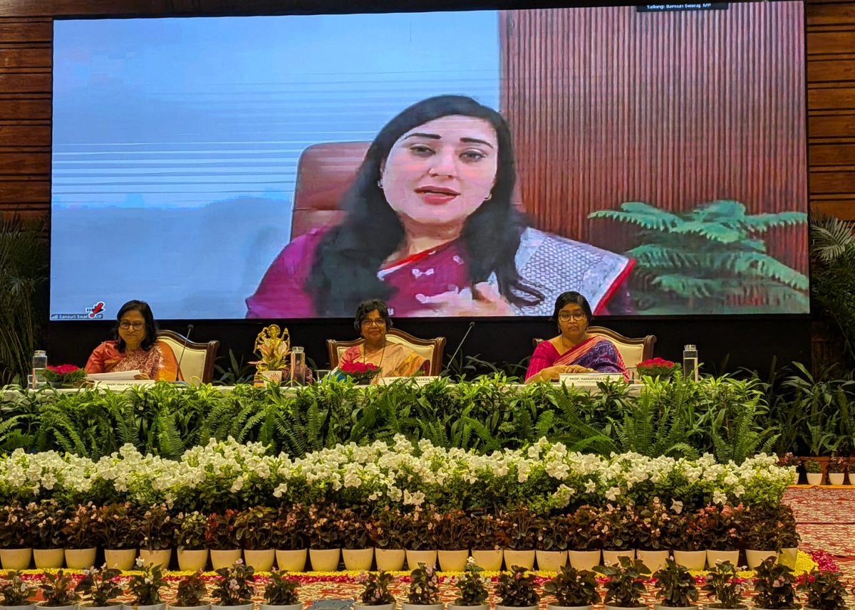 OfficialIGNOU's tweet image. Nation-building through Women-led Development 

IGNOU's Forum on Nari Shakti Vandan Adhiniyam, 2023 with @VijayaRahatkar &amp;amp; @BansuriSwaraj 

@IGNOU_Official @NCWIndia #IsupportImmediateImplentationOfReservationForWomenInLokSabhaAndStateLegislativeAssemblies #IGNOU #ViksitBharat