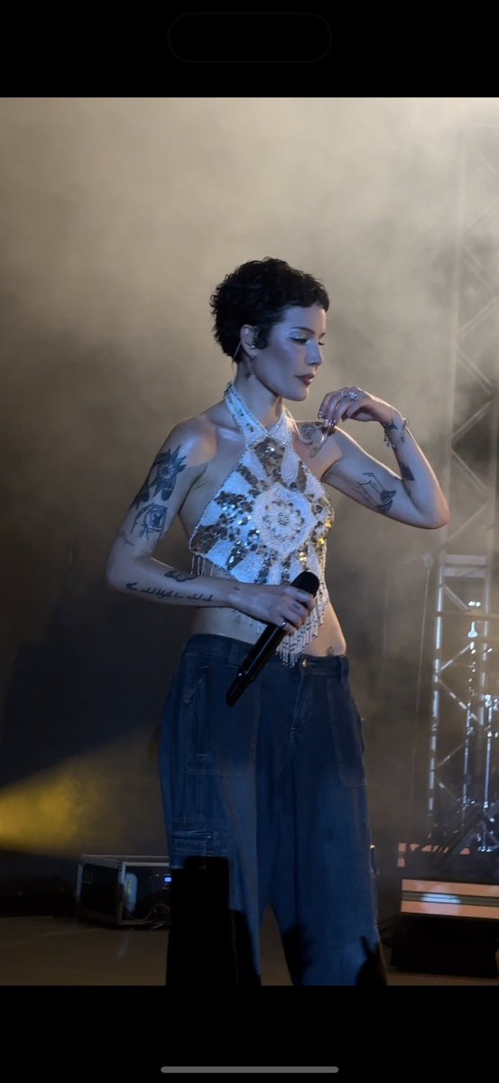 kalie 🧚 tweet media