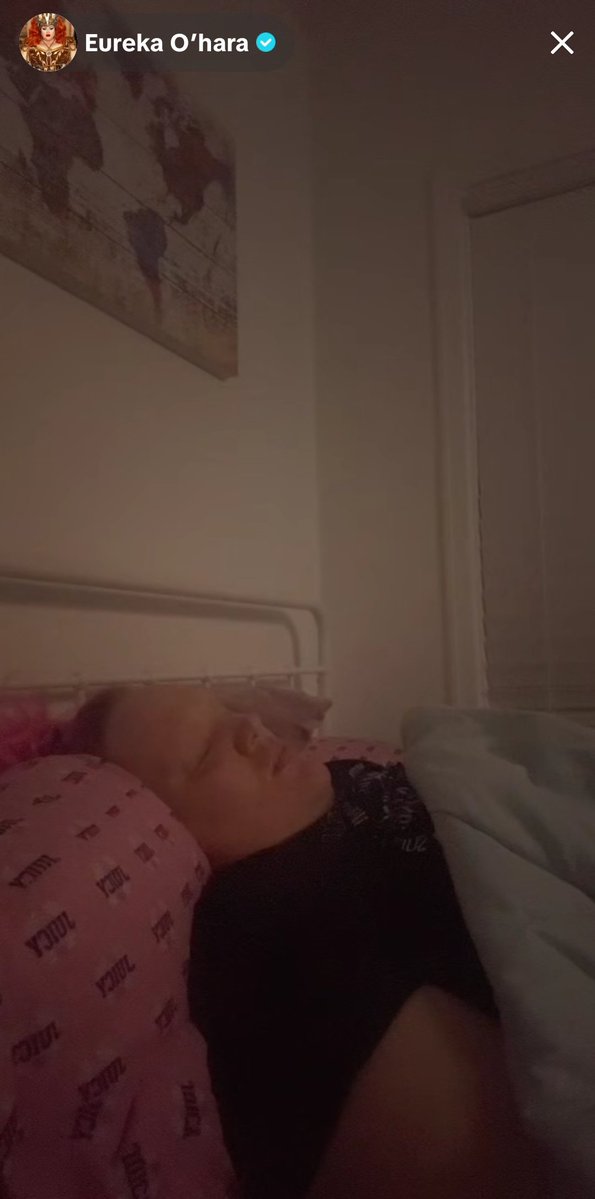 Drag Base tweet media