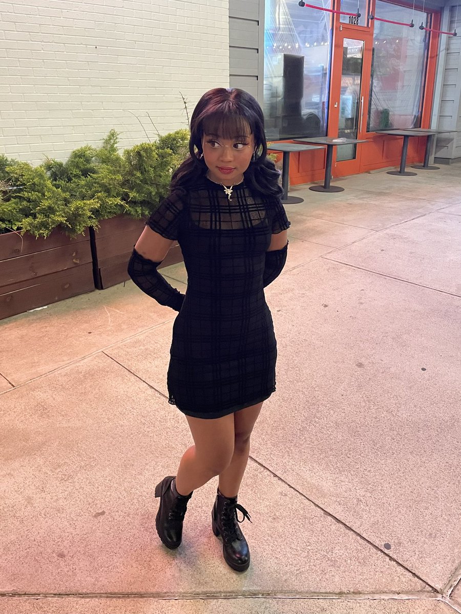 Lili ♡ tweet media