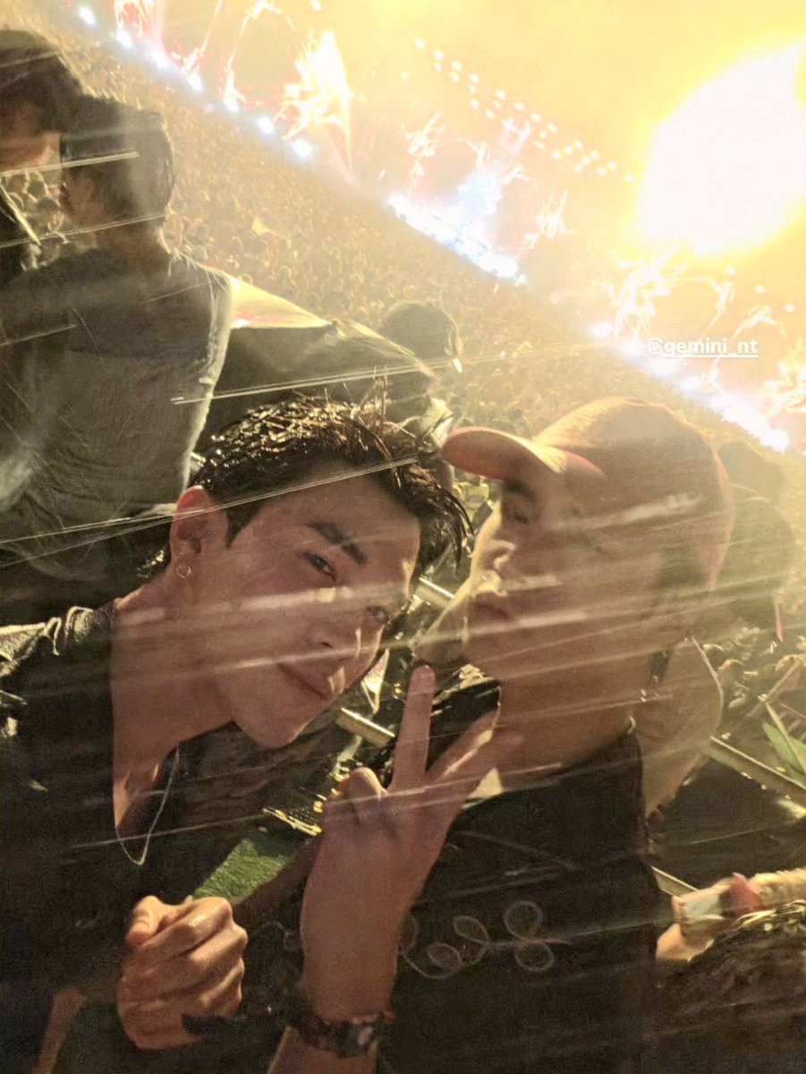 คุณหนูเขินอาย🌻🪥 ft.JK tweet media