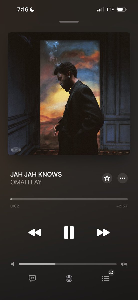 Kellybangs tweet media