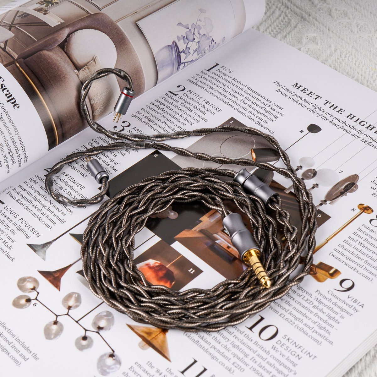 NicehckAudio's tweet image. 🔥 Today’s Amazon US Pick

✨ DuskSky Cable

6N pure silver 
7N silver-plated copper
high-conductivity copper + conductive fiber

🎧 Upgrade your setup:
👉amazon.com/dp/B0DPW9MHLY?…

#AmazonFinds #HiFi #IEM #AudioCable #Audiophile #SoundQuality #TechDeals #MusicGear