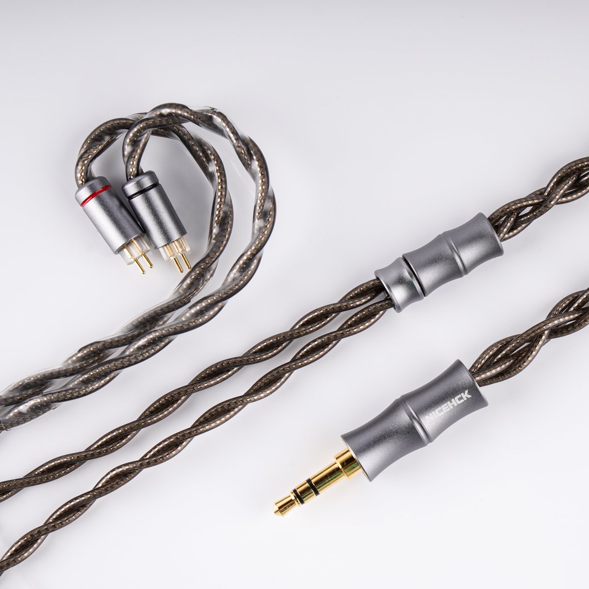 NicehckAudio's tweet image. 🔥 Today’s Amazon US Pick

✨ DuskSky Cable

6N pure silver 
7N silver-plated copper
high-conductivity copper + conductive fiber

🎧 Upgrade your setup:
👉amazon.com/dp/B0DPW9MHLY?…

#AmazonFinds #HiFi #IEM #AudioCable #Audiophile #SoundQuality #TechDeals #MusicGear