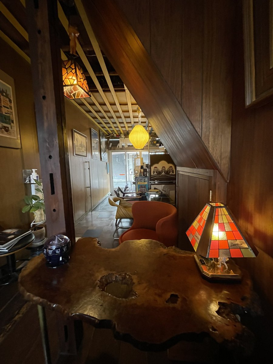 autech260rskai's tweet photo. EAST ST. COFFEE SPOT さんでおやつタイム😊少し薄暗くて静かな店内がめっちゃお気に入り😆ご馳走様でした😊
#EASTSTCOFFEESPOT
#ESCS
#コーヒー屋さん
#喫茶店巡り https://t.co/jlatWVPWxk