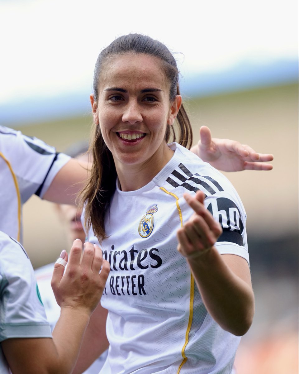 R ! 🌼 tweet media