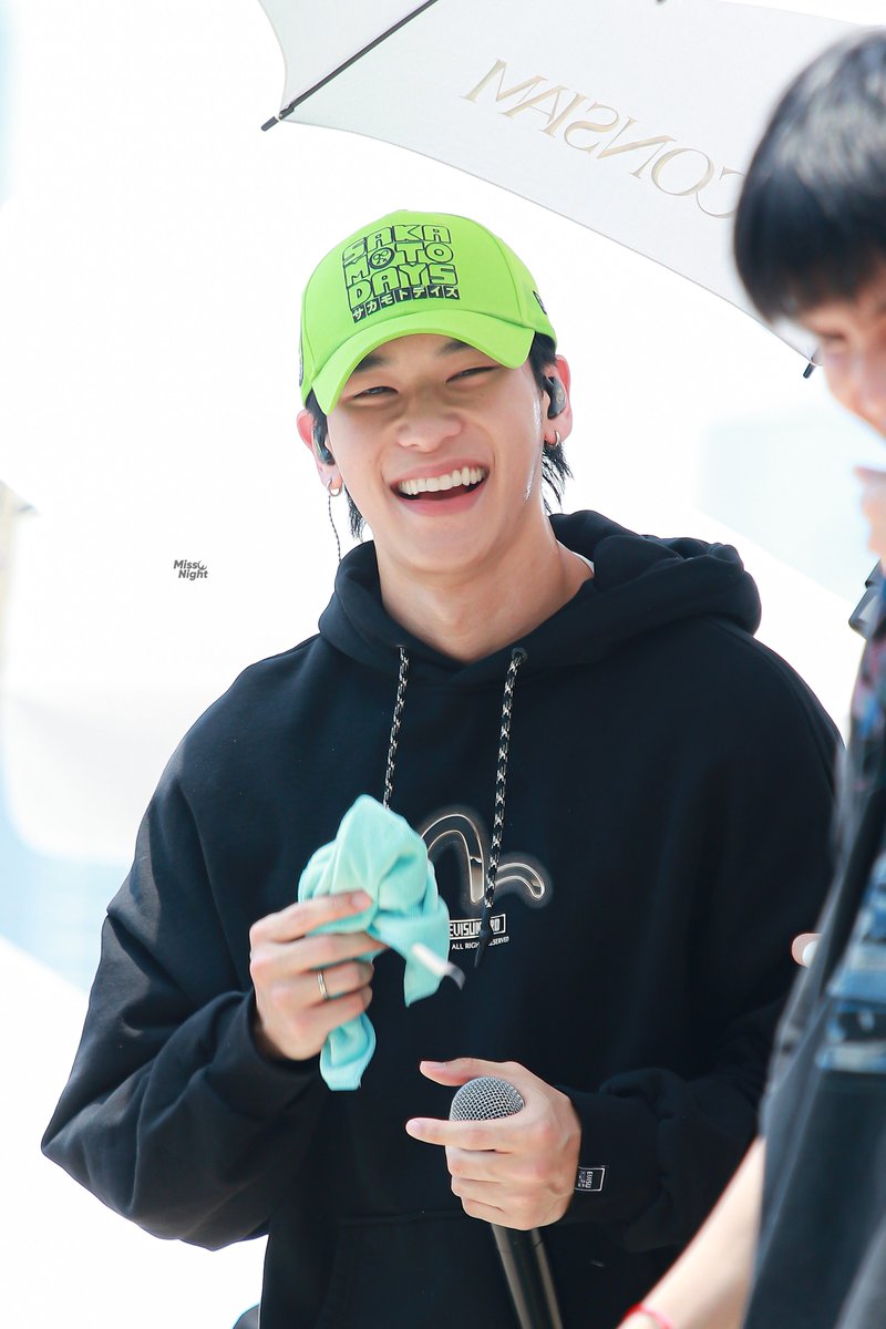 MissNightKim's tweet image. แสงแดดที่แยงตา ยังไม่เท่ารอยยิ้มของเธอที่โดนใจ 🫰🏻
@TOTOGABACK

ೃ⁀➷🚗ᥫ᭡¦150426
#ออฟโรด #offroad #offroadKTP