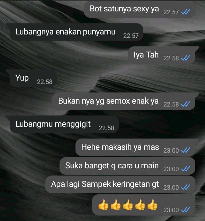 RotiXchocolate's tweet photo. Testi dari Top muscle🍆🍆
Menggigit katanya 🤤🤤🤤🍑🍑🍑
.
.
#gaygym #gaymuscle #infocollab #gaymalang #gaydenpasar #gayjember https://t.co/8Fq5cKz4qk