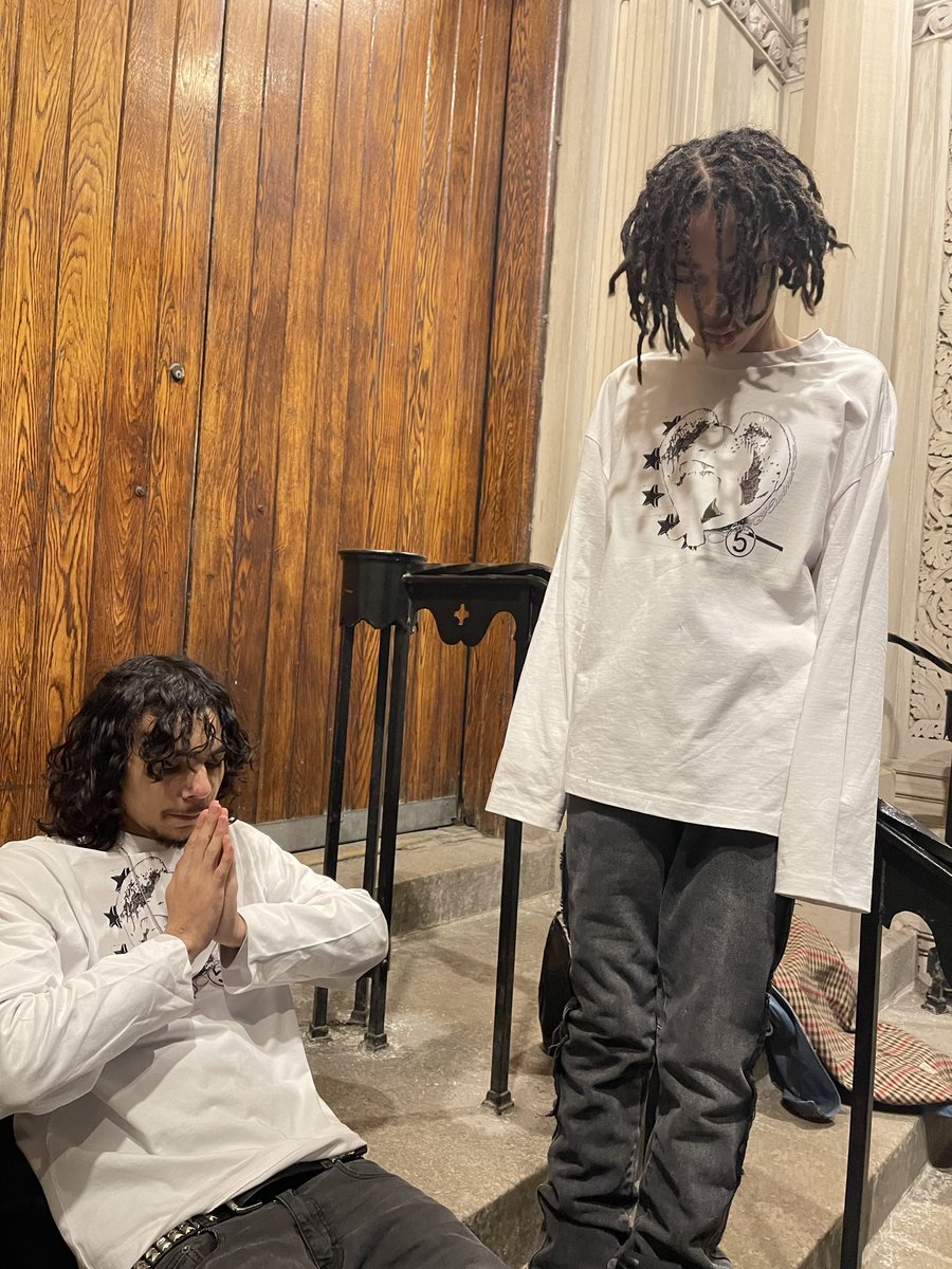 ☠︎︎ tweet media