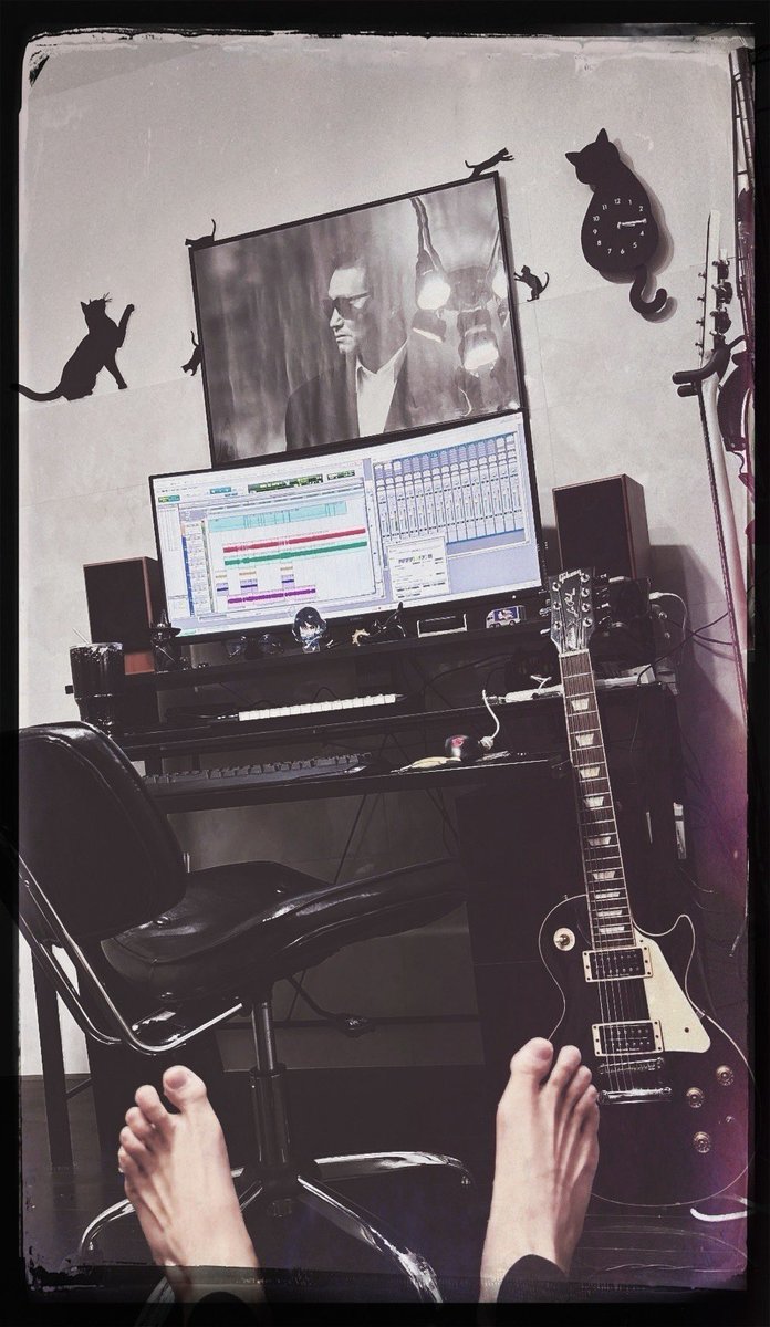 DARRELL 藍 tweet media