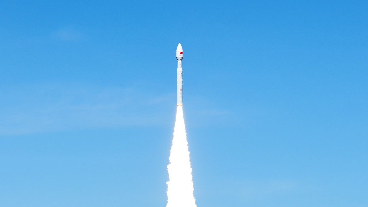 JilinChina's tweet image. Proud moment! 🚀 China has launched the Jixing Gaofen-07 #satellite series, marking a new leap in domestic #RemoteSensing capabilities.

From overseas projects to renewable energy, these satellites will unlock deeper applications across key financial scenarios. #MadeInJilin