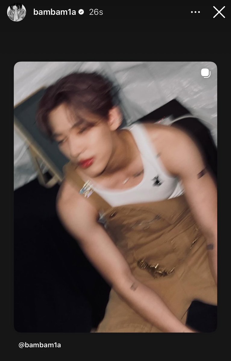 Yves • ∋∈ • 💜 tweet media