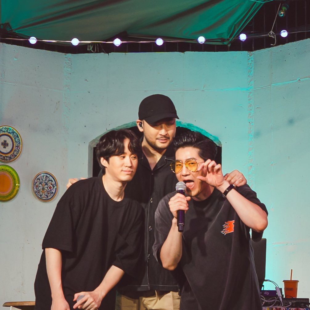 투사 -_- tweet media