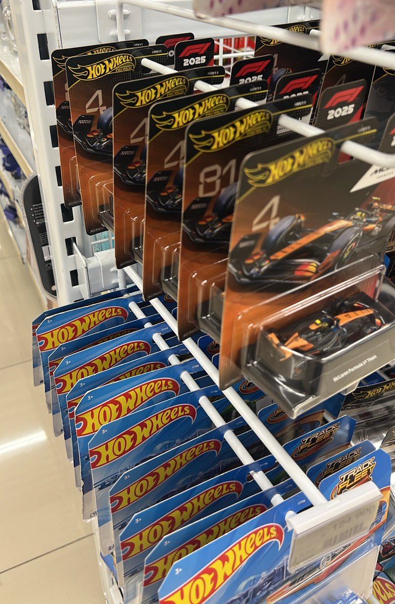 steph 🏎️ tweet media