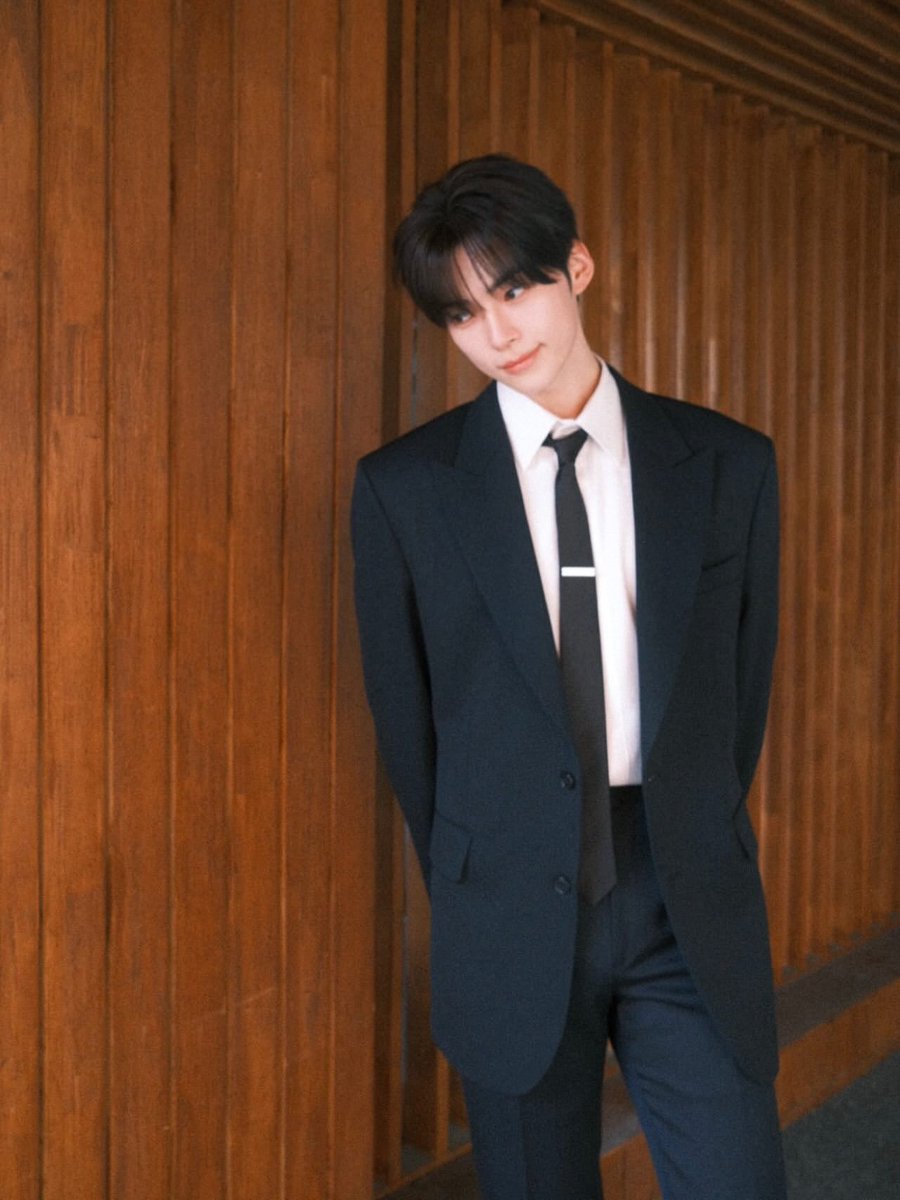 Now I Am In Bloom tweet media