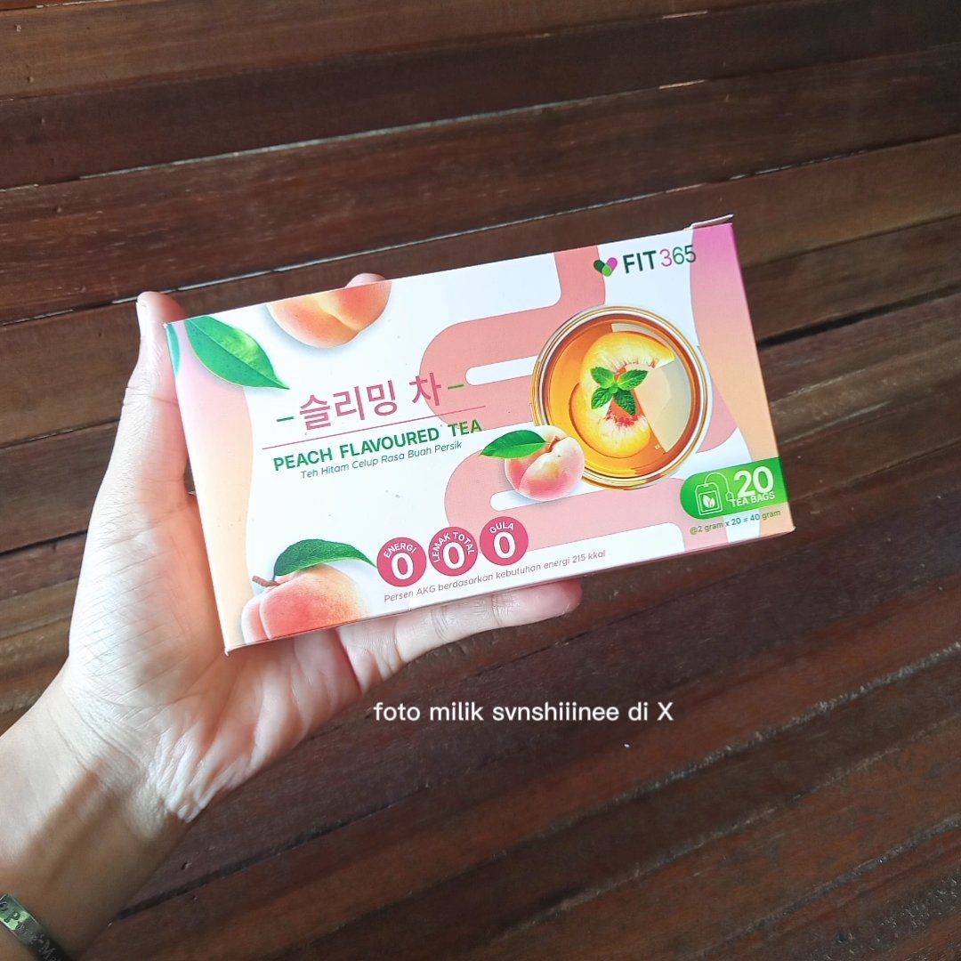 svnshiiinee's tweet photo. Seneng deh bisa Nemu teh detox yg bantu nurunin berat badan, mana after tase nya fresh bangett bukan yg pait ✨
#FIT36 https://t.co/OGQFjAoTVU