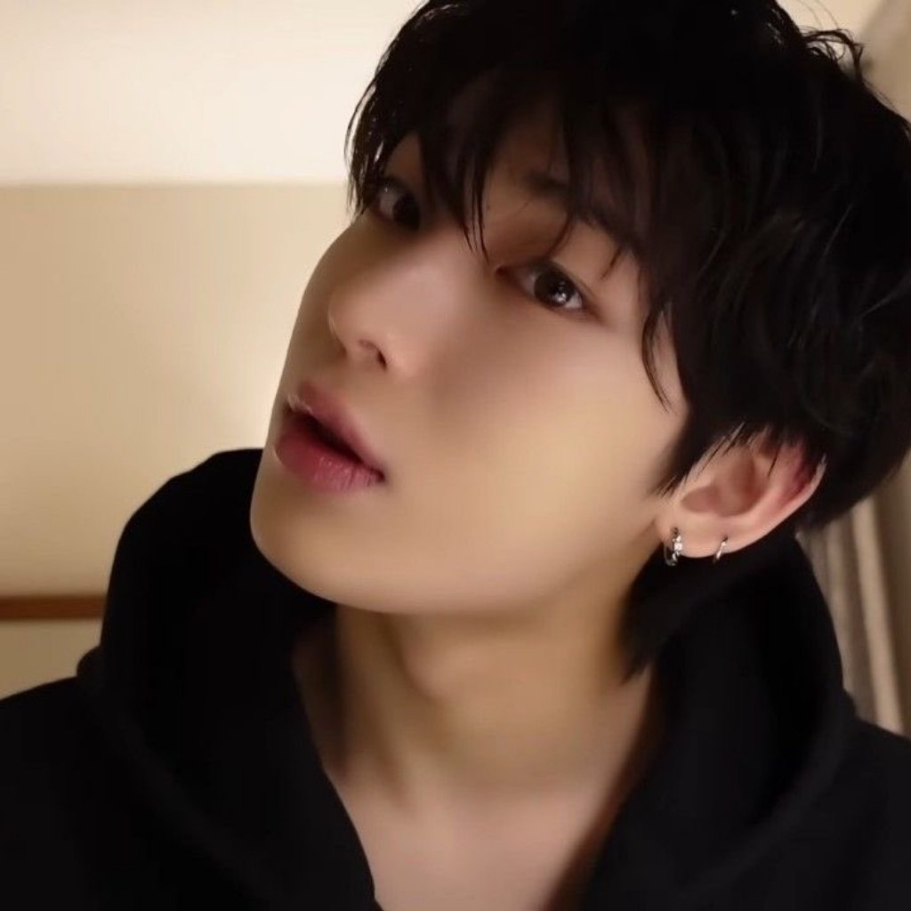 ᅠ ᴿᵉⁿ tweet media