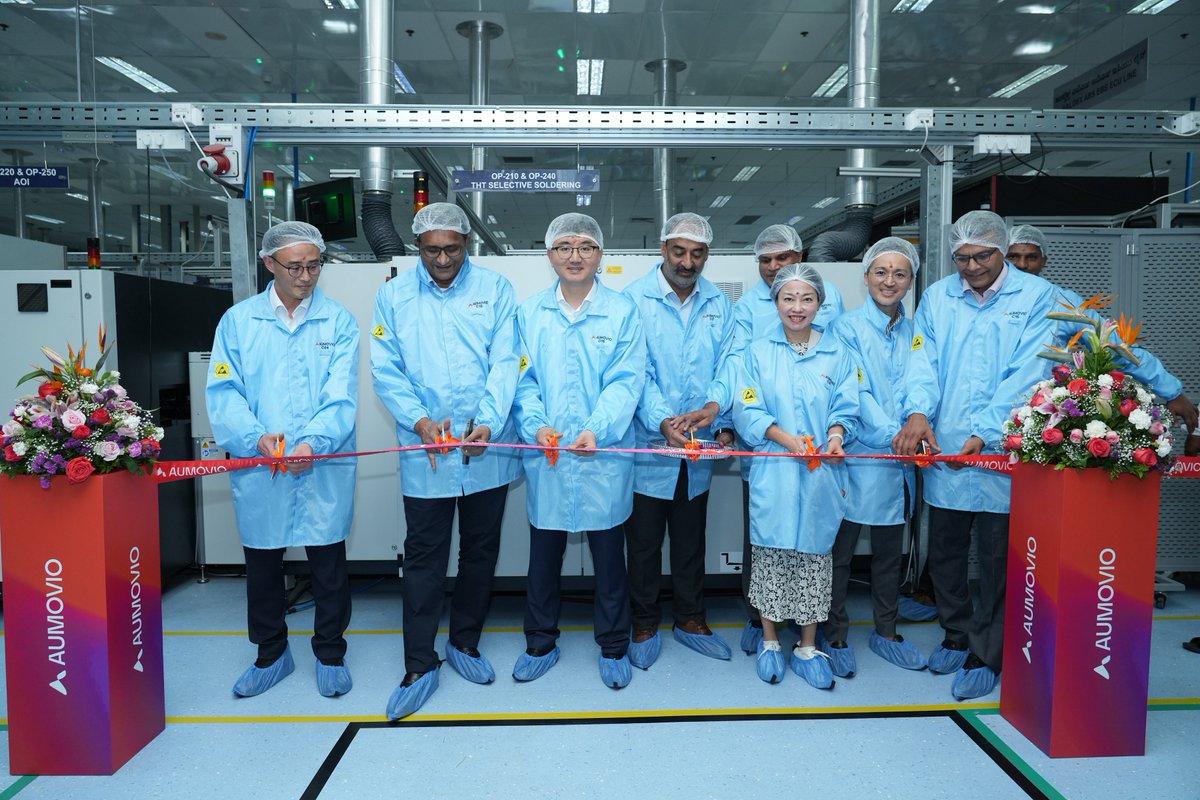 evupdatemedia's tweet image. AUMOVIO India crosses a major milestone, surpassing 10 million Airbag Control Units (ACUs) manufactured at its Bengaluru facility.

Read more: evupdatemedia.com/aumovio-india-…

#Automotive #VehicleSafety #MakeInIndia #Manufacturing #EVEcosystem
