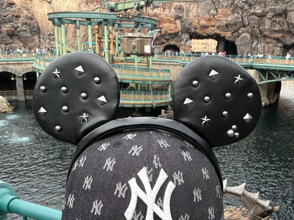 funky_kato1978's tweet photo. こんなんいっぱい持ってるのに一目惚れしてまた買っちゃった🤘 https://t.co/6ilJoVaWjB