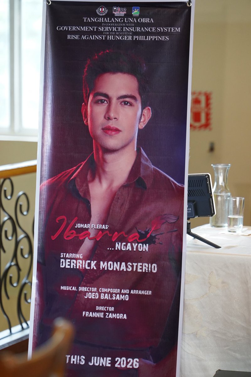 Sparkle_GMA's tweet photo. Heβs got the look, the voice, and the fire β¨
Derrick Monasterio steps into the spotlight for βIbarra the Musical,β seen here during yesterdayβs pocket interview.
Catch his theater return this June π
#DerrickMonasterio https://t.co/kpPsqAICAZ
