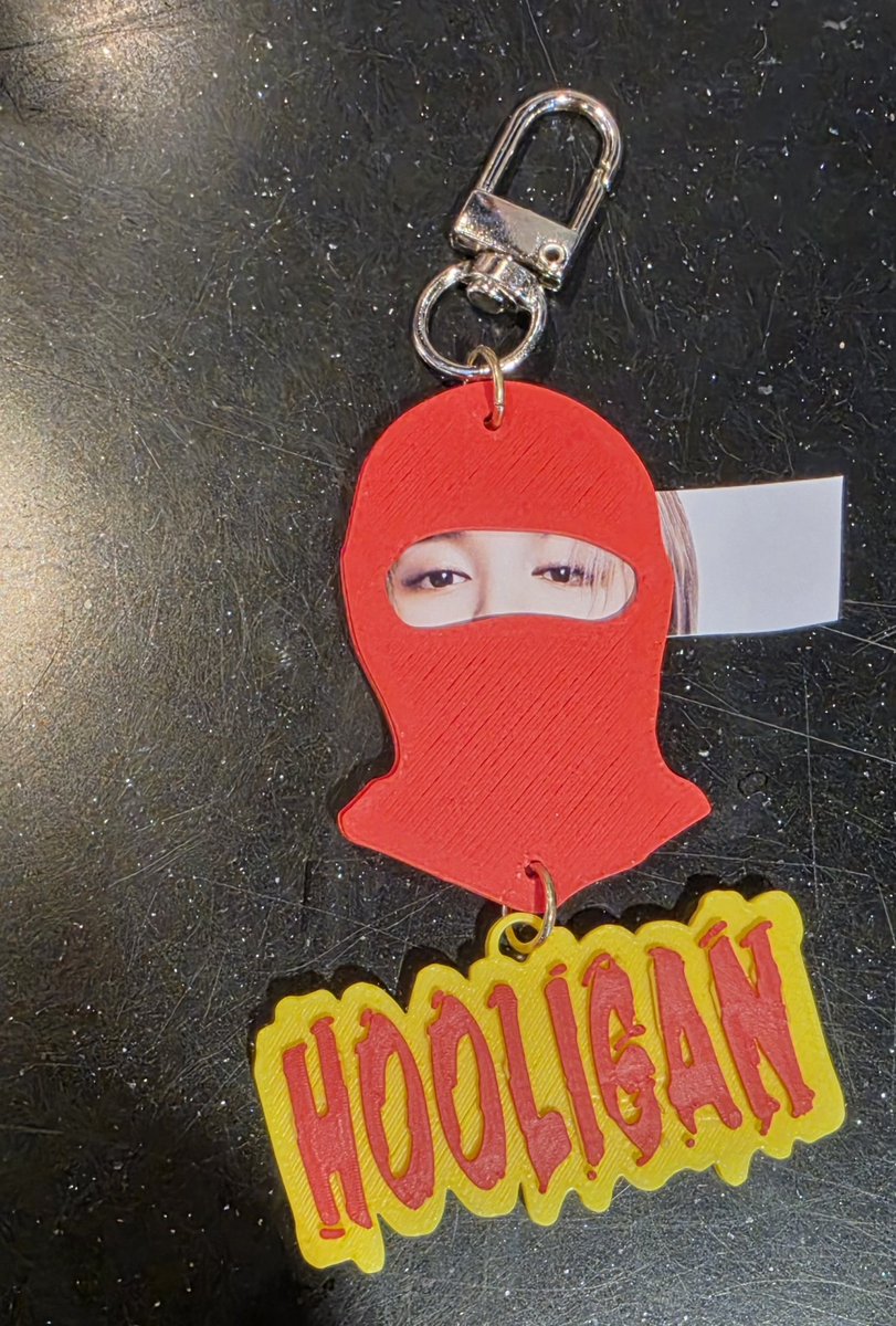 ㅋㅋㅋㅋㅋㅋ
#Hooligan
#박지민 #지민 #JIMINS #ParkJimin #ジミン #JIMINJIMIN <a href="/BTS_twt/">방탄소년단</a>