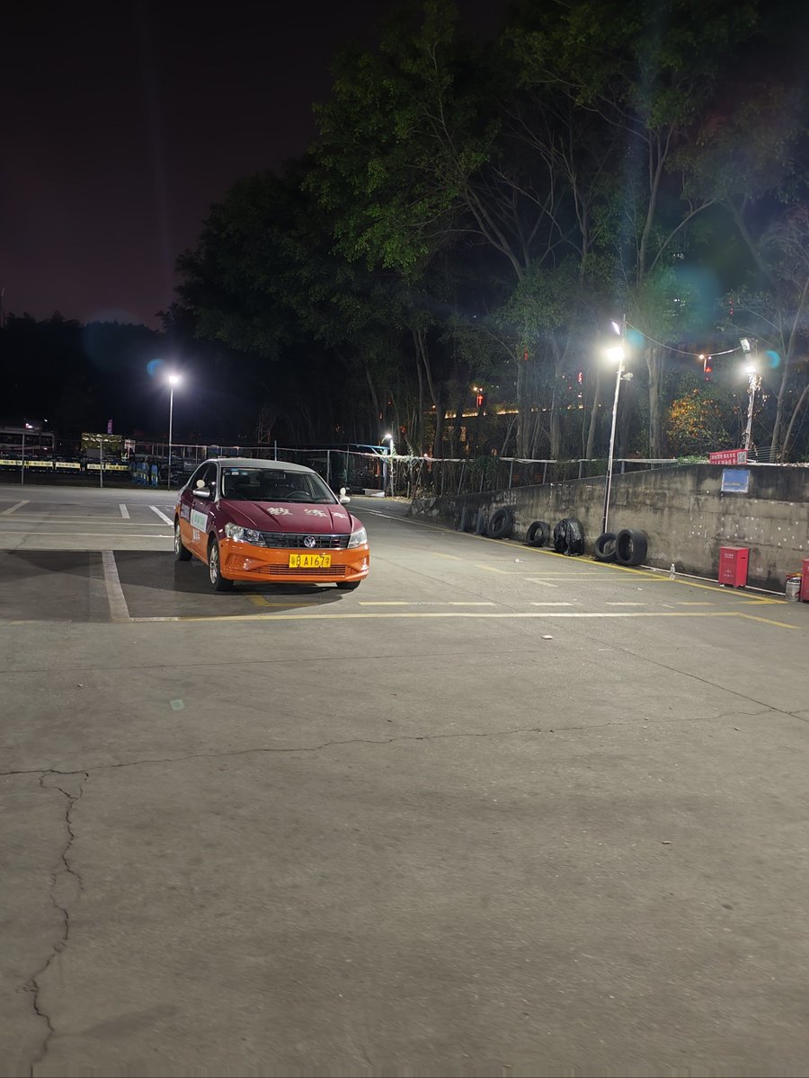 leroypa53973091's tweet image. "First driving lesson win! Stalled 3x, but nailed parallel parking on the 5th try  Grinning from ear to ear—small steps = big progress! #LearnerDriver #DrivingJourney"