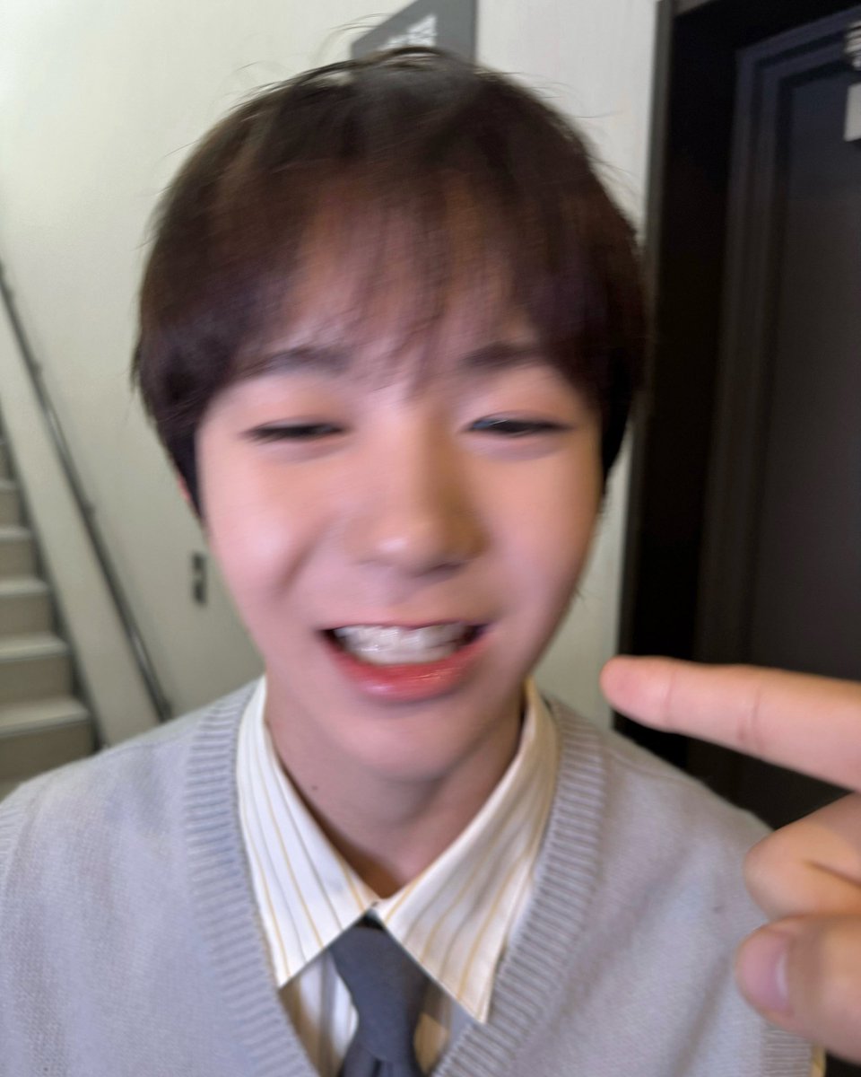 료 볼살 tweet media