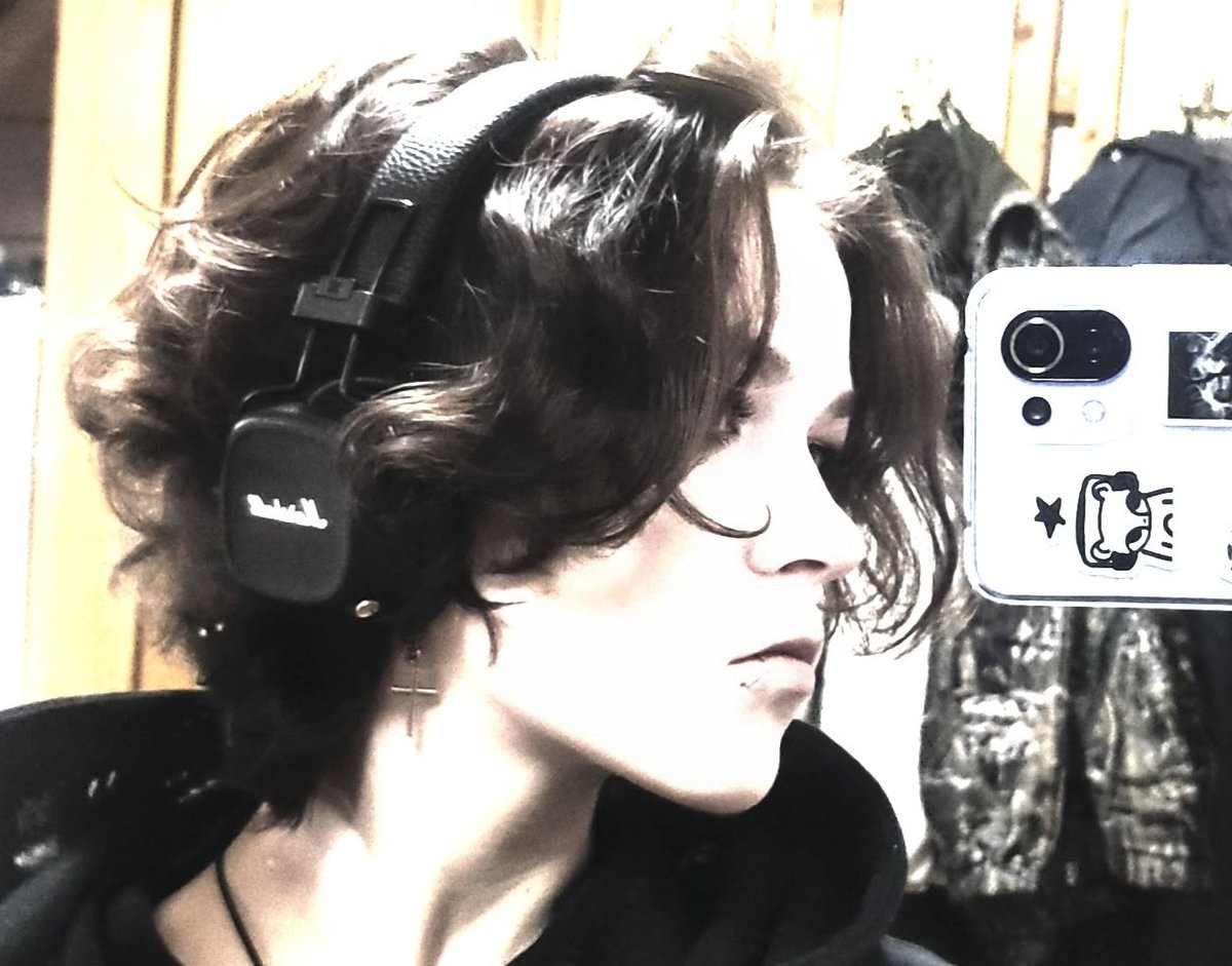 ٠࣪⭑𝖑𝖎٠࣪⭑ tweet media