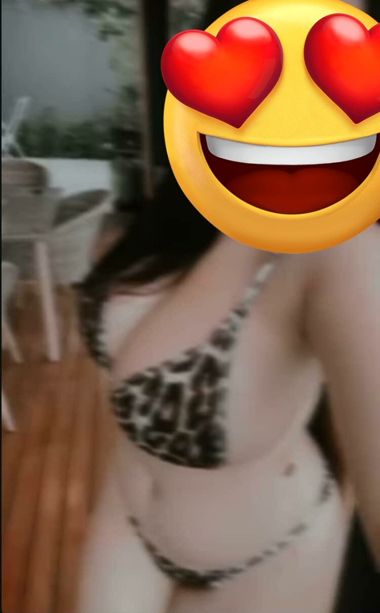 mallu___rifa tweet media