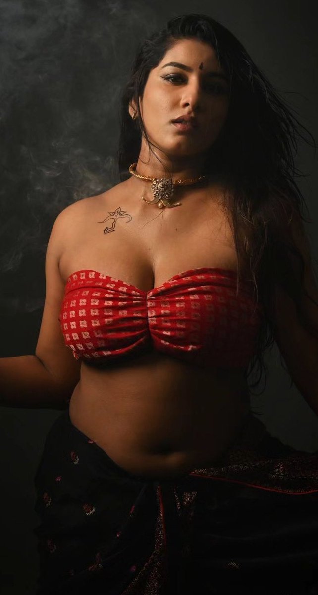 ACTRESSHOLIC tweet media