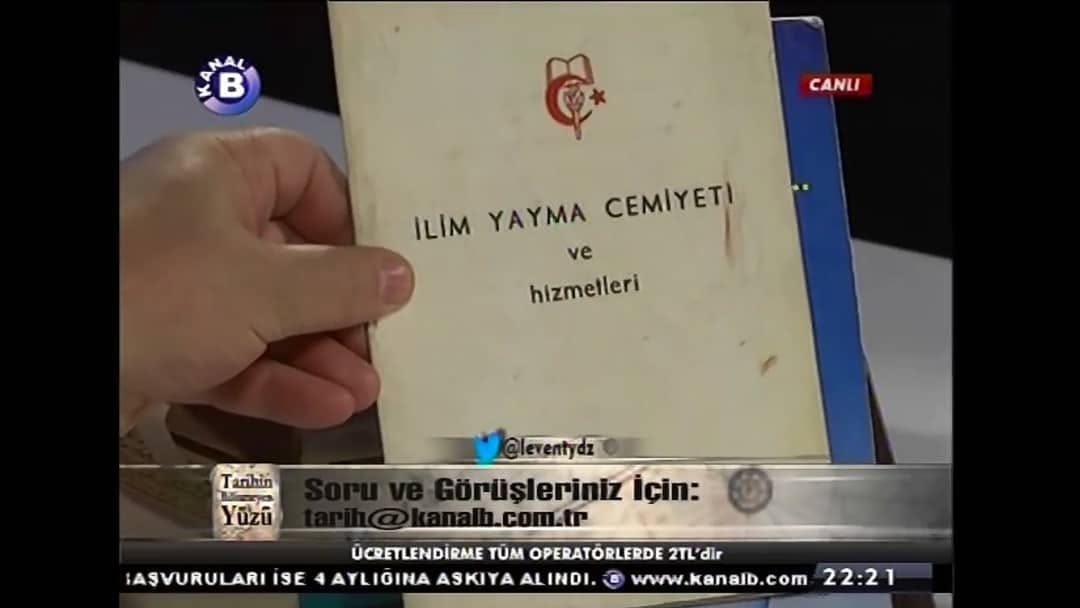 ABD büyükelçisi G.McGhee: ''Türkiye, kendisine verdiğimiz Orta Doğu'da İslam federasyonu kurma görevini yerine getiremiyor. Türkiye'nin ABD'nin verdiği Orta Doğu'da İslam federasyon kurma görevini yerine getirebilmesi için anayasasında laiklik olmamalı.''~~~~~ 2. Görseldeki